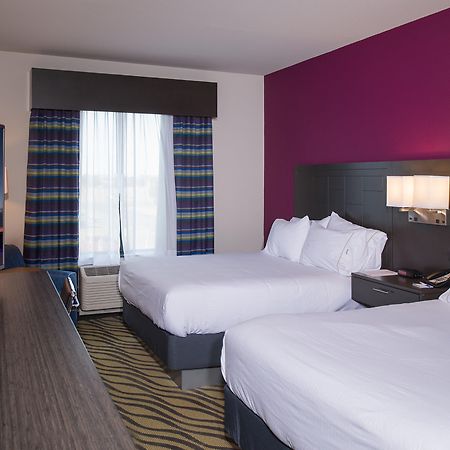 Holiday Inn Express Hutchison By Ihg Hutchinson Exteriér fotografie