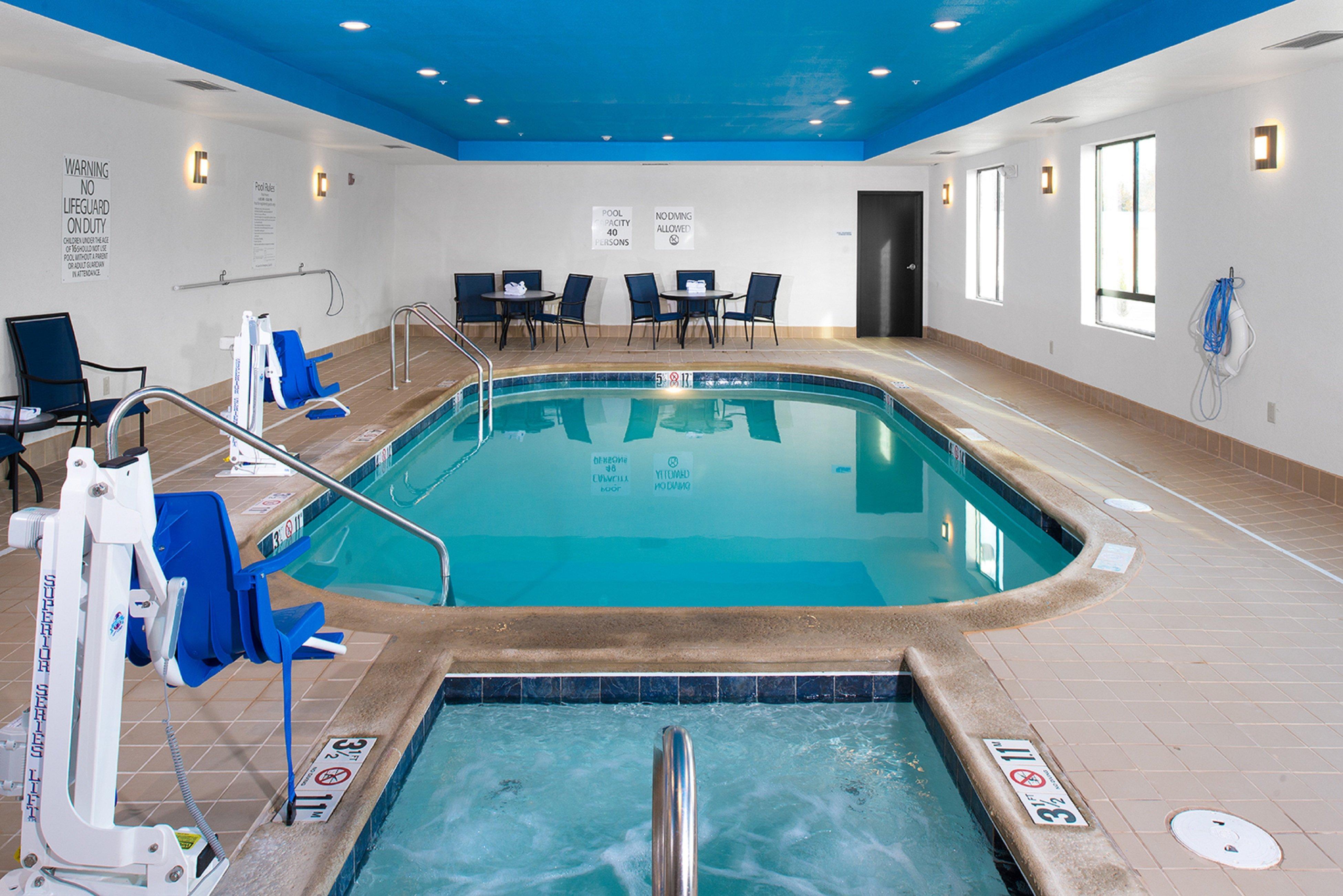 Holiday Inn Express Hutchison By Ihg Hutchinson Exteriér fotografie